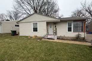 1916 Loomis St, Rockford, IL 61102 - Photo 1