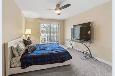 767 Grosse Pointe Circle, Vernon Hills, IL 60061 - Photo 15