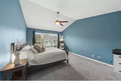 767 Grosse Pointe Circle, Vernon Hills, IL 60061 - Photo 11