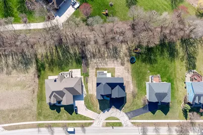 3059 Longcommon Parkway, Elgin, IL 60124 - Photo 3