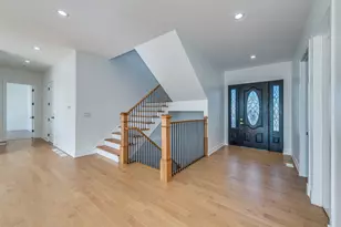 3059 Longcommon Pkwy, Elgin, IL 60124 - Photo 3