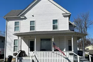 325 W 5th St, Sandwich, IL 60548 - Photo 1