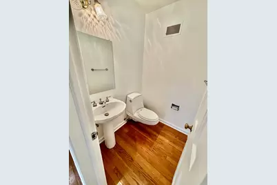 26 Windsor Drive, Oak Brook, IL 60523 - Photo 9