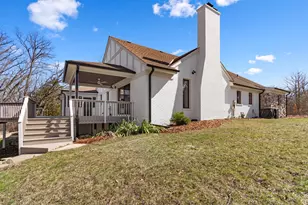 674 Plum Tree Rd, Barrington Hills, IL 60010 - Photo 5