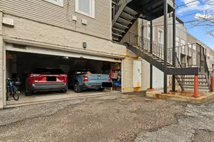 2524 W Bloomingdale Ave, Chicago, IL 60647 - Photo 19