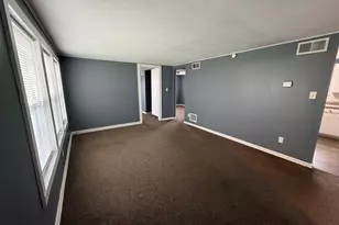 535 15th Ave, Silvis, IL 61282 - Photo 3