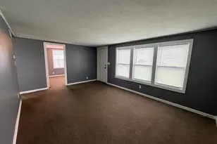 535 15th Ave, Silvis, IL 61282 - Photo 5