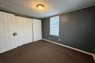 535 15th Ave, Silvis, IL 61282 - Photo 11