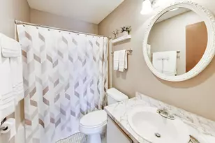 8640 Waukegan Rd, Morton Grove, IL 60053 - Photo 17