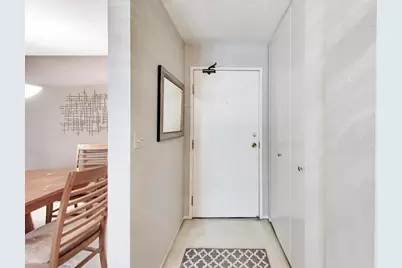 8640 Waukegan Road #229, Morton Grove, IL 60053 - Photo 5