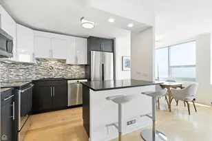 1700 E 56th St, Chicago, IL 60637 - Photo 7