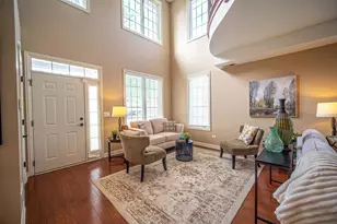 10639 Dani Ln, Orland Park, IL 60462 - Photo 5