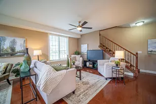 10639 Dani Ln, Orland Park, IL 60462 - Photo 7