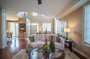 10639 Dani Ln, Orland Park, IL 60462 - Photo 9