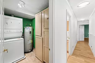 2 S Atrium Wy, Elmhurst, IL 60126 - Photo 13