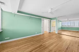 2 S Atrium Wy, Elmhurst, IL 60126 - Photo 11