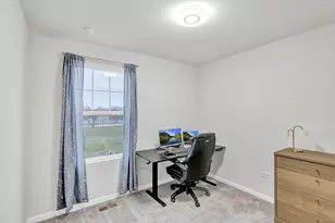 2720 Lily Ln, Rolling Meadows, IL 60008 - Photo 15