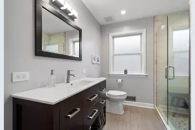 160 E Lahon Street, Park Ridge, IL 60068 - Photo 19