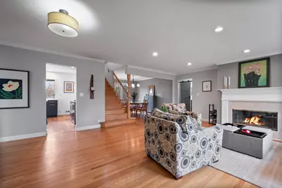 160 E Lahon Street, Park Ridge, IL 60068 - Photo 3