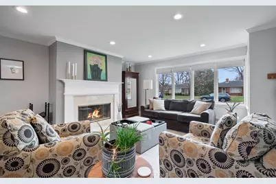 160 E Lahon Street, Park Ridge, IL 60068 - Photo 5