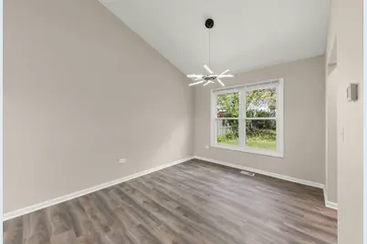 1057 Bothwell Circle, Bolingbrook, IL 60440 - Photo 7