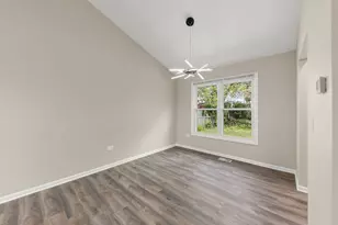 1057 Bothwell Cir, Bolingbrook, IL 60440 - Photo 7