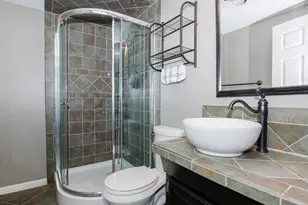 8 Rock Garden Ct, Bloomington, IL 61704 - Photo 33