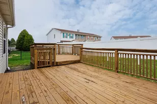 8 Rock Garden Ct, Bloomington, IL 61704 - Photo 37