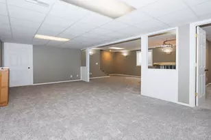 8 Rock Garden Ct, Bloomington, IL 61704 - Photo 31