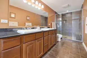 23W531 W Walnut St, Roselle, IL 60172 - Photo 21