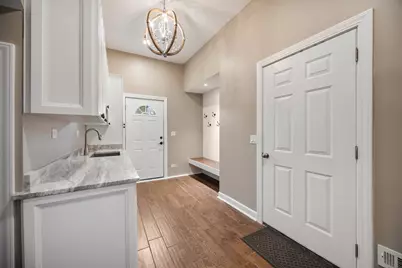 23W531 W Walnut Street, Roselle, IL 60172 - Photo 17