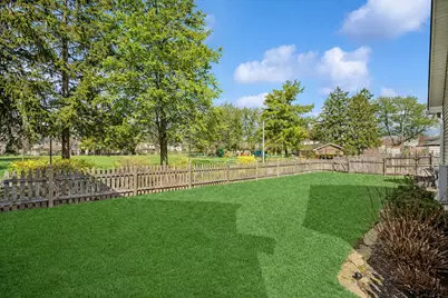 128 Parkview Road, Glenview, IL 60025 - Photo 31