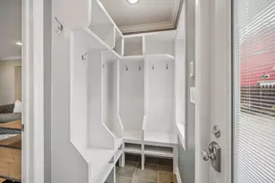 128 Parkview Rd, Glenview, IL 60025 - Photo 13