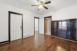 7923 S Carpenter St, Chicago, IL 60620 - Photo 5