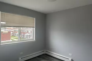 8805 Dee Rd, Des Plaines, IL 60016 - Photo 7