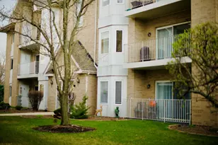 5351 W Mint Julip Dr, Alsip, IL 60803 - Photo 3