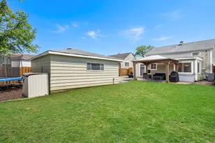 0S725 East St, Winfield, IL 60190 - Photo 23