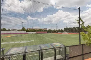 2133 W Highland Ave, Chicago, IL 60659 - Photo 23