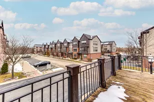 726 N Keystone Ln, Vernon Hills, IL 60061 - Photo 13