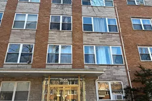 2055 W Lunt Ave, Chicago, IL 60645 - Photo 11