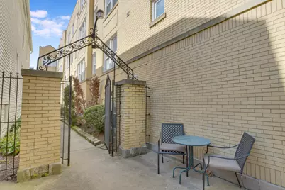 2038.5 N Spaulding Avenue #1W, Chicago, IL 60647 - Photo 21