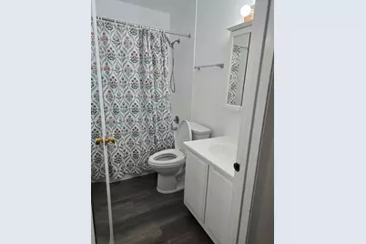 160 S Waters Edge Drive #302, Glendale Heights, IL 60139 - Photo 9