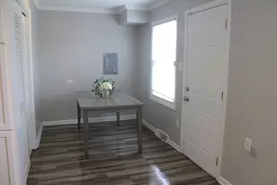 4627 Custer Ave, Lyons, IL 60534 - Photo 7