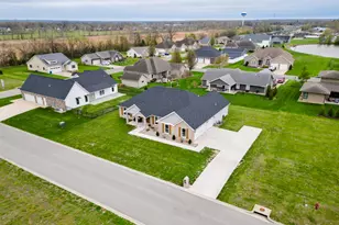 1117 Early Bird Ln, Marion, IL 62959 - Photo 5