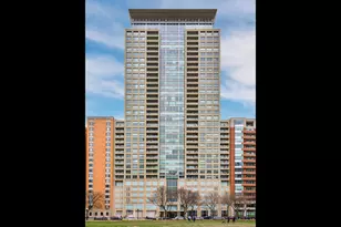 250 E Pearson St, Chicago, IL 60611 - Photo 1