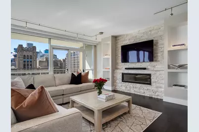250 E Pearson Street #1903, Chicago, IL 60611 - Photo 3