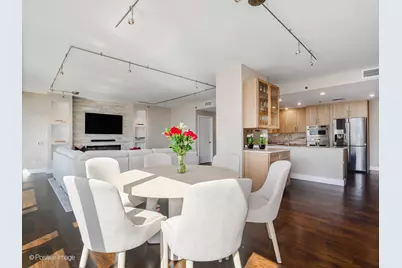 250 E Pearson Street #1903, Chicago, IL 60611 - Photo 7