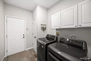 490 Treasure Dr, Oswego, IL 60543 - Photo 15