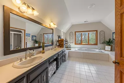 8877 Kennedy Road, Yorkville, IL 60560 - Photo 35