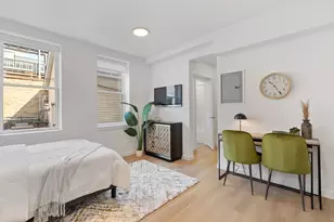 1650 W Roscoe St, Chicago, IL 60657 - Photo 3